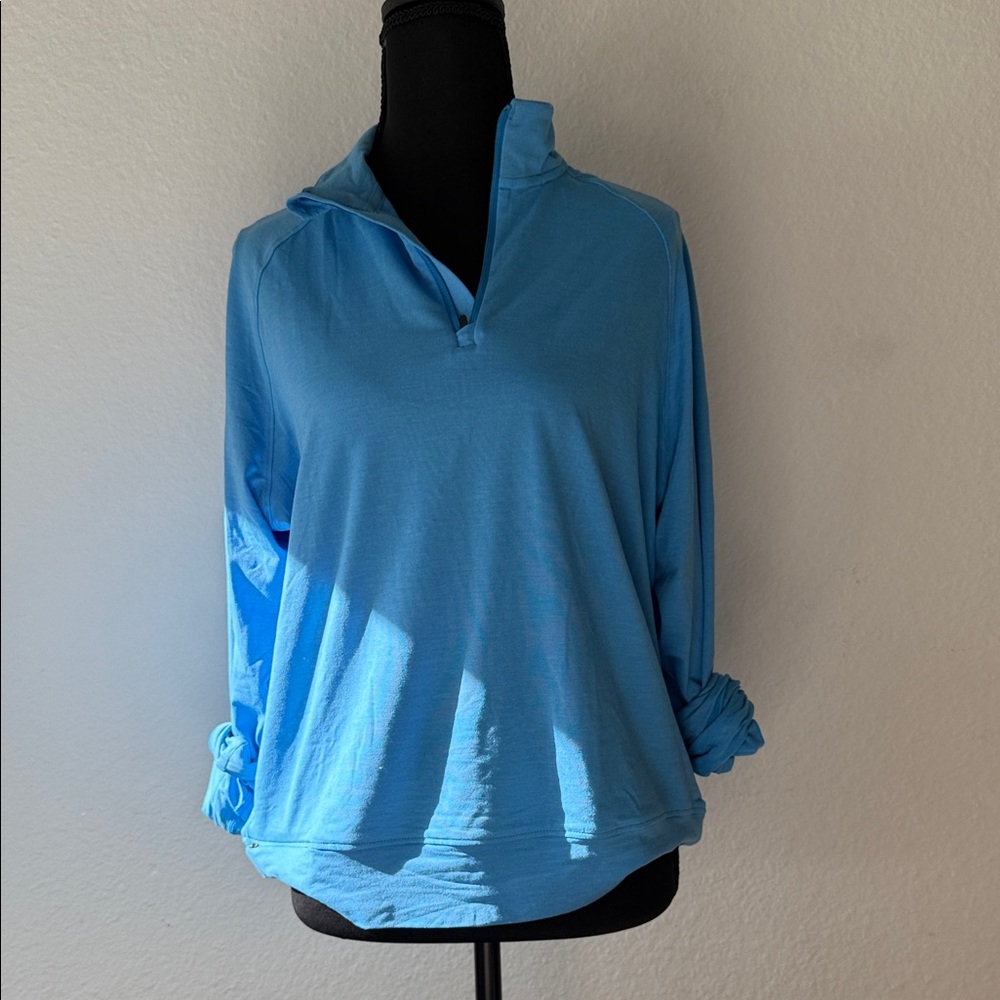 REI Women's Sky Blue Long Sleeve Top